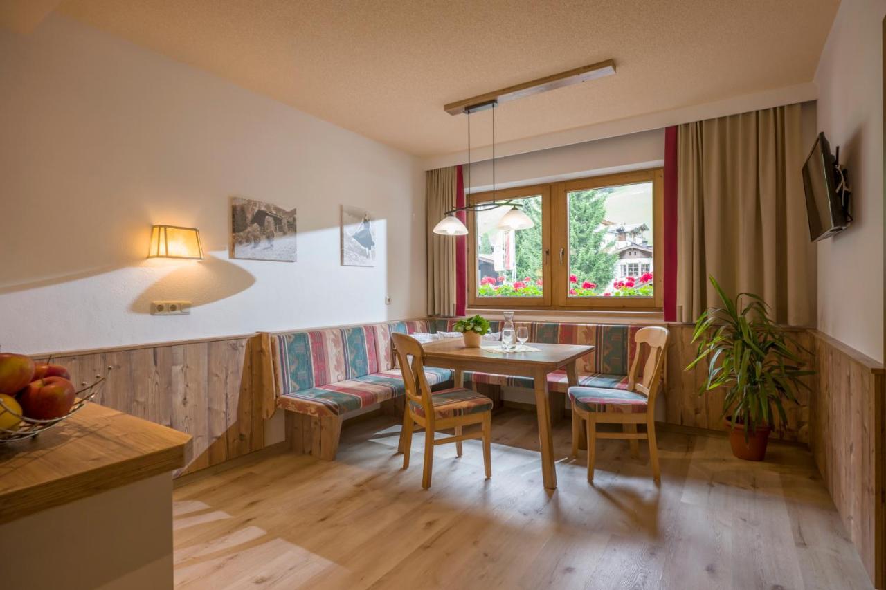 Hotel Pinzger Тукс Екстер'єр фото