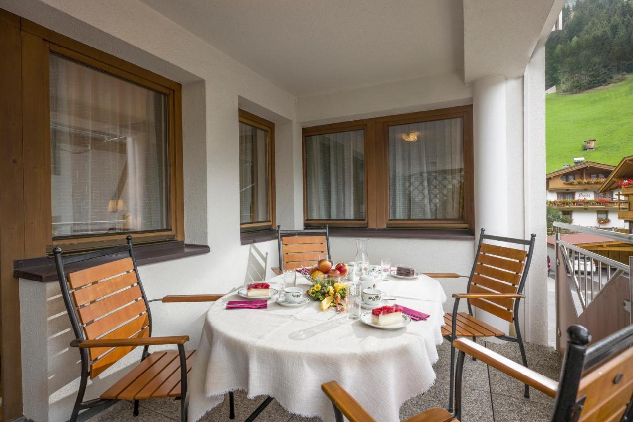 Hotel Pinzger Тукс Екстер'єр фото