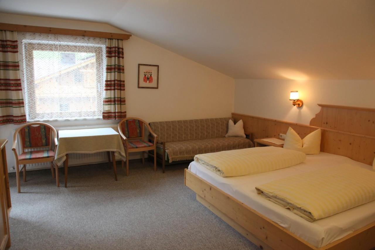 Hotel Pinzger Тукс Екстер'єр фото
