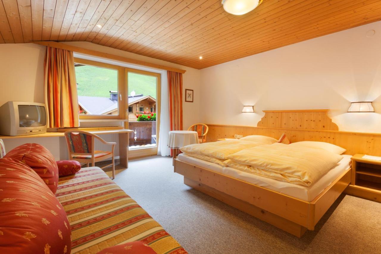 Hotel Pinzger Тукс Екстер'єр фото
