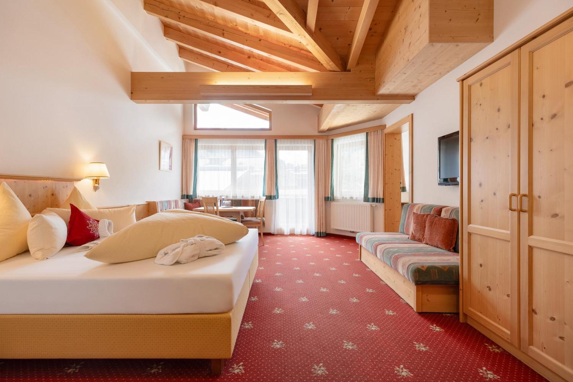 Hotel Pinzger Тукс Екстер'єр фото