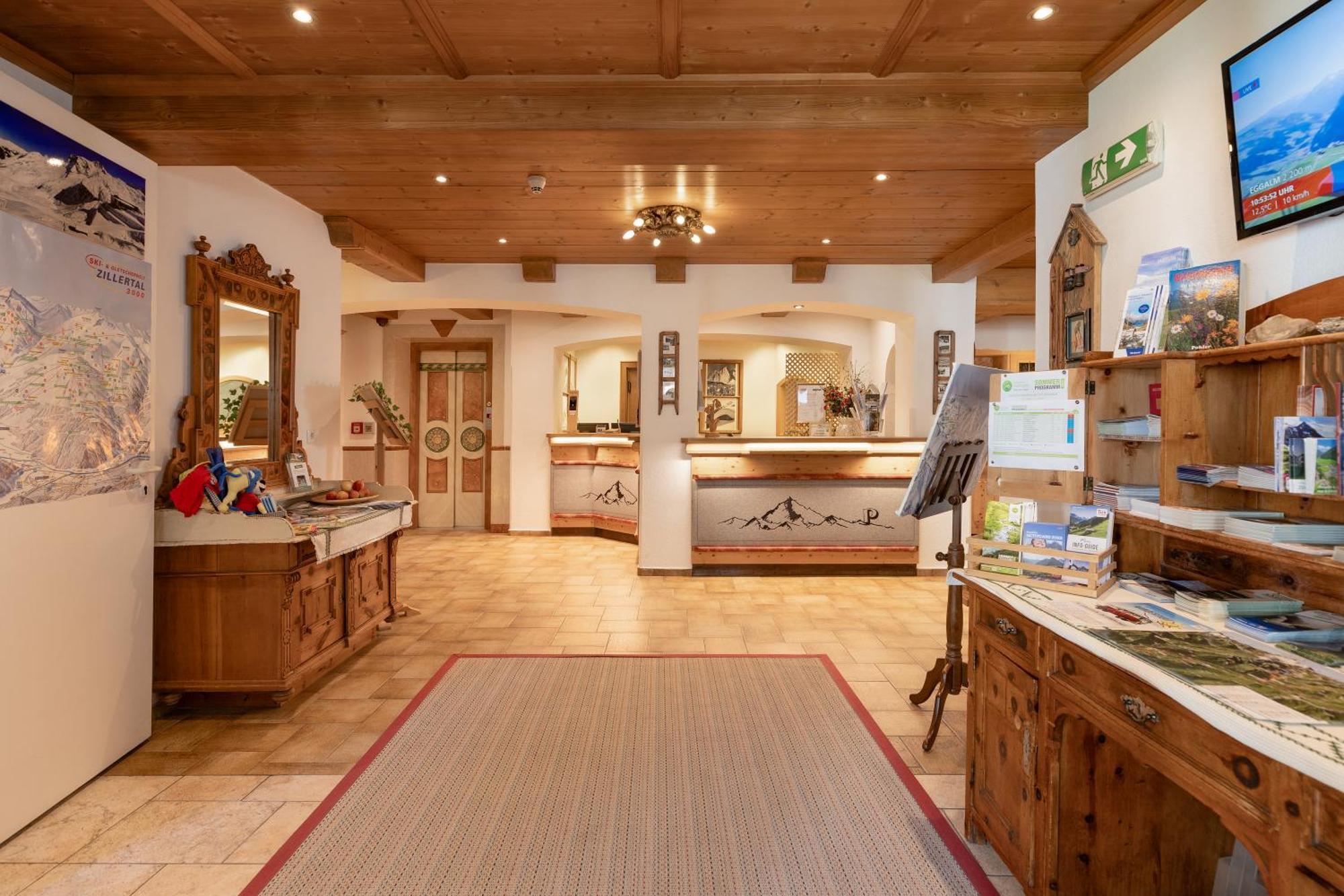 Hotel Pinzger Тукс Екстер'єр фото